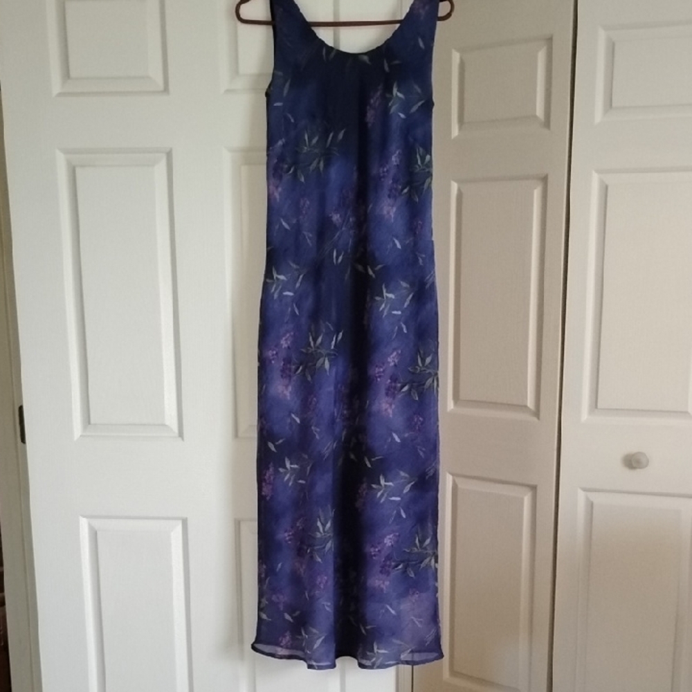 Beautiful Sleeveless Floral Maxi Dress